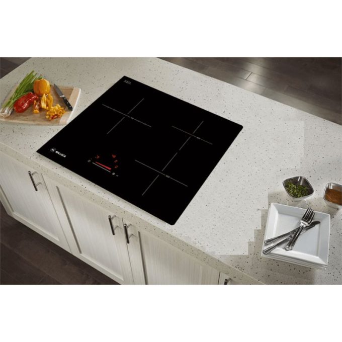 Thiết kế rộng rãi, thoải mái Malloca MIR 593